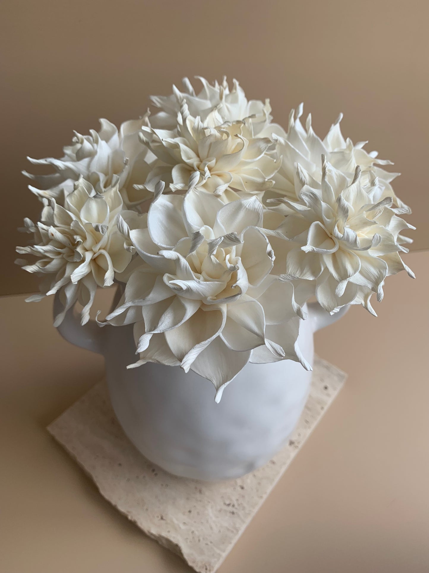 Dahlia Cafe Au Lait
